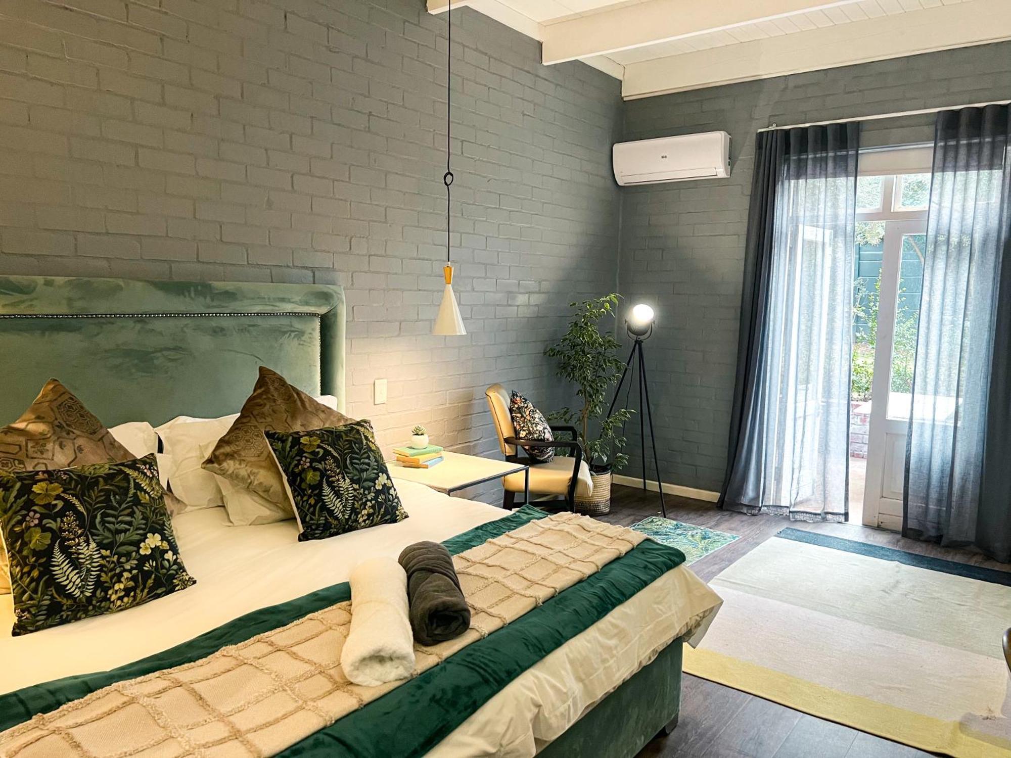 Hotel Ruby Rose Riebeek-West Exterior foto